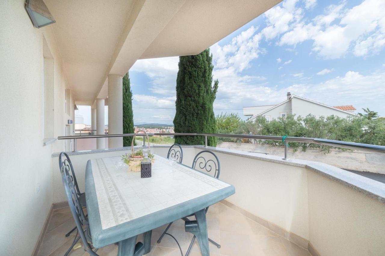 Apartments Lovas Vodice Exterior foto
